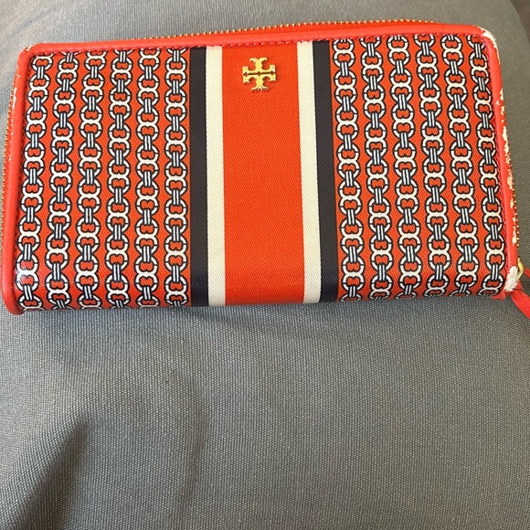 Tory Burch Handbags - Tory Burch Red and Blue Patterned Wallet